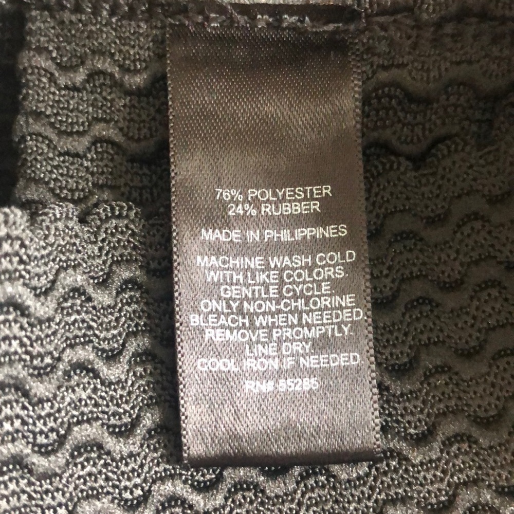 EXPRESS BLACK SKIRT. - Picture 8 of 8